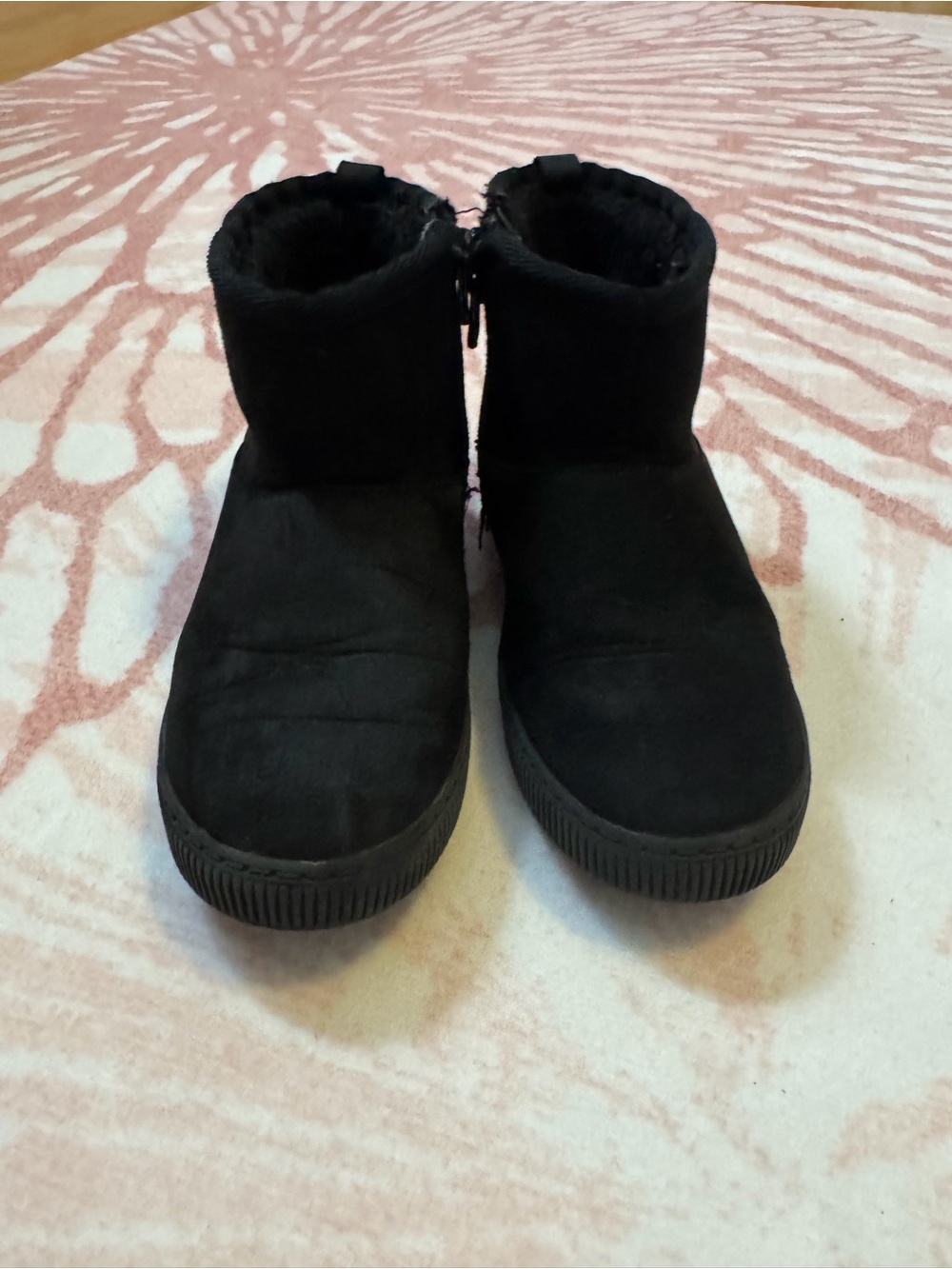 Cat & Jack Black Kids Fleece-Lined Ankle Boots